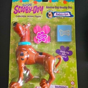 Scooby Doo collectible action figure Suction cup Scooby Doo new in package